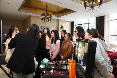 青春正好 致敬“她”力量|亚投娱乐纸业2026年度妇女节活动温情回眸